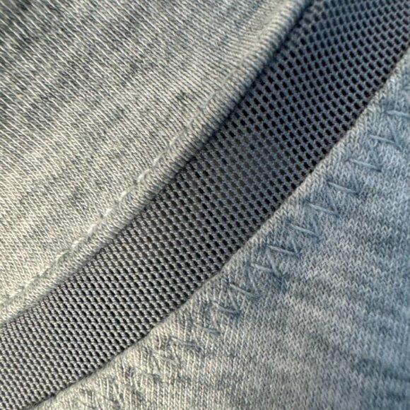 NWT Athleta Industry Gray Mesh Panels Tank $69 XS - Picture 5 of 7